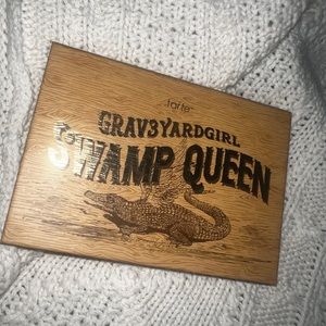 Tarte x graveyard girl swamp queen eyeshadow palette